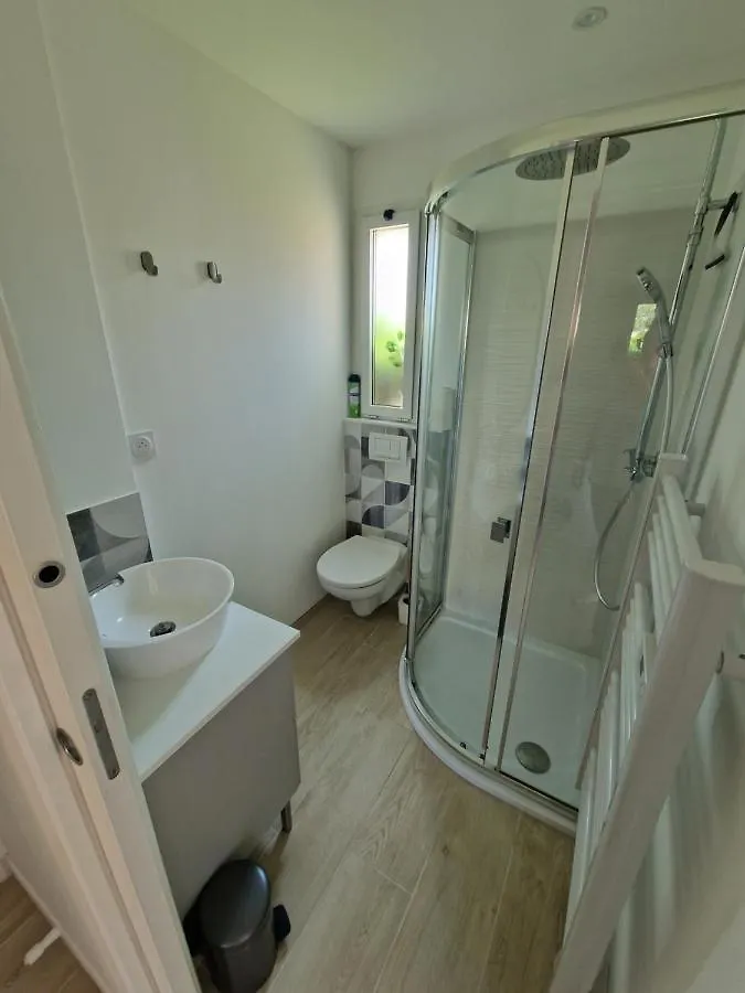 Apartment Appartement Le Pradet - Residence Piscine Tennis Bord De Mer - Bertrand Beatrice France