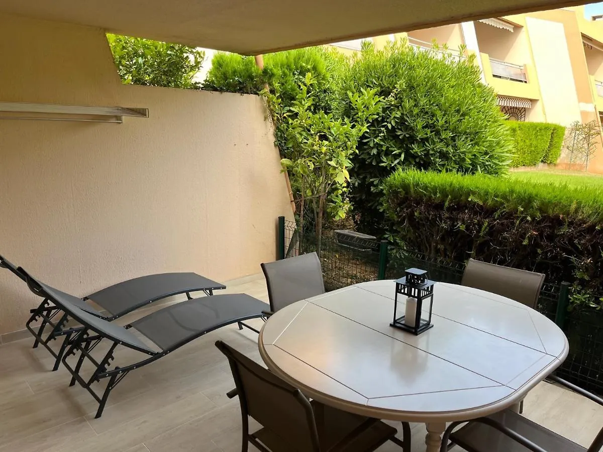 Appartement Le Pradet - Residence Piscine Tennis Bord De Mer - Bertrand Beatrice France
